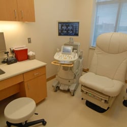 Presidential Healthcare Center - The Center's exam rooms are equipped with the latest hospital-grade equipment to provide our patients with the best care.