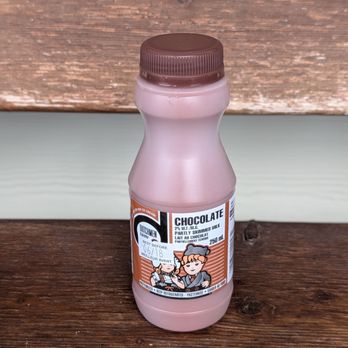 D Dutchmen Dairy - Chocolate Milk - Ice Cream & Frozen Yogurt Near Me - Sicamous, British Columbia