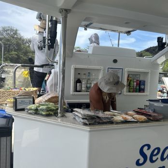 Hawaii Ocean Charters - Whale Watching Tours Near Me - Honolulu, Hawaii Hawaii Ocean Charters - Whale Watching Tours Near Me - Honolulu, Hawaii