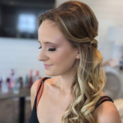 Maryann's Hairstyling & Nicole's Spa