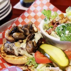 Chuck's Roadhouse Bar & Grill