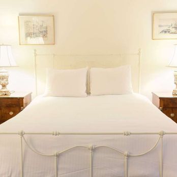 Roger Smith Hotel - Standard Queen Bed at The Roger Smith - Hotels Near Me - New York, New York Roger Smith Hotel - Standard Queen Bed at The Roger Smith - Hotels Near Me - New York, New York
