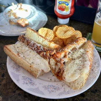 Bar Jawn - drunk Chicken Cutlet - Bars Near Me - Philadelphia, Pennsylvania