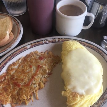 The Muffin Tin - Omelette with provolone cheese? Hash brown and toast. - American Near Me - Pinecrest, Florida