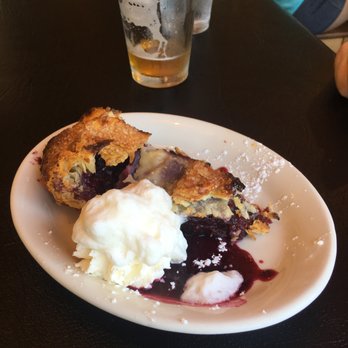 Burr Trail Grill - berry and ginger pie ala mode. Best restaurant pie we have ever had - New American Near Me - Boulder, Utah Burr Trail Grill - berry and ginger pie ala mode. Best restaurant pie we have ever had - New American Near Me - Boulder, Utah
