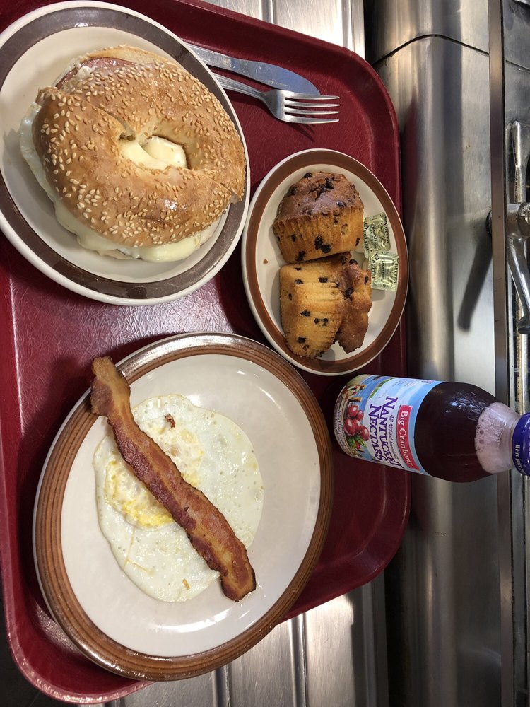 BROTHERS DELI RESTAURANT 34 Photos & 177 Reviews 404 Main St