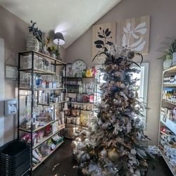 Super Cute - Christmas display