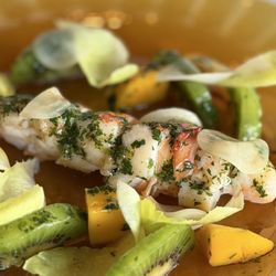 RAW BAR: Spiny lobster & tropical fruit