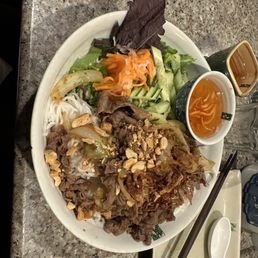 Chili lemongrass beef noodles