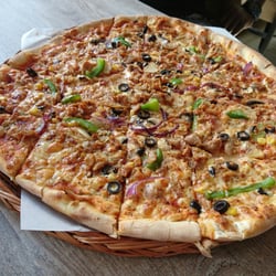 Furuset Pizza & Grill - Nr 13 Kylling pizza