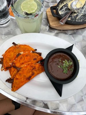 Kachis Tacos and Cantina 🇲🇽 by null