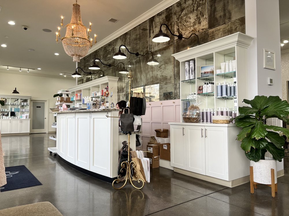 MBELLISH Updated October 2024 262 Lafayette St, Ringgold,