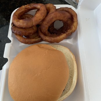 Vine's - Hamburger with onion rings - Meat Shops Near Me - Centreville, Mississippi Vine's - Hamburger with onion rings - Meat Shops Near Me - Centreville, Mississippi