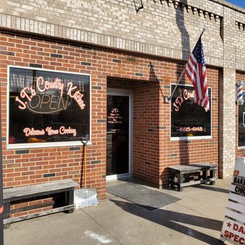 Jamie’s Place - the front of the restaurant - American Near Me - Swartz Creek, Michigan