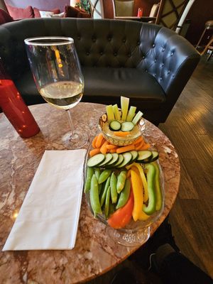 Room for Friends ... a wine bar! by null