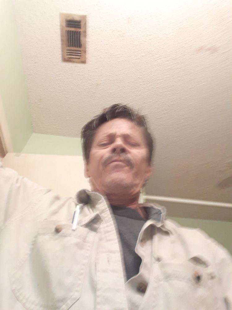 Slide of Rays Roofing