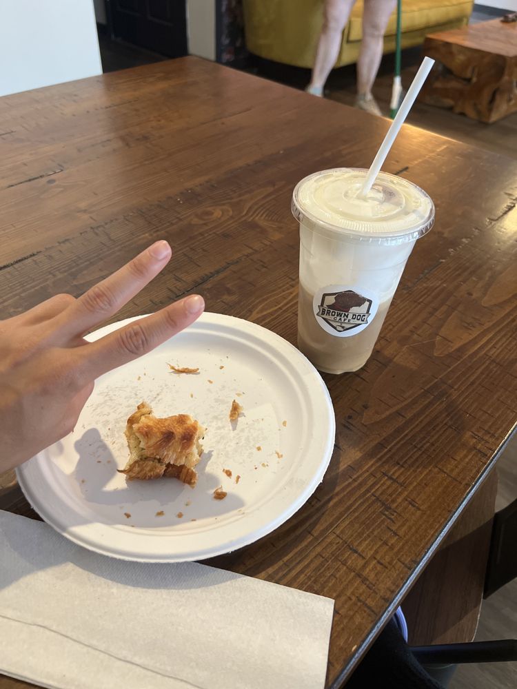 Brown Dog Cafe Image