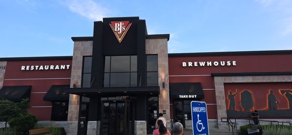 Bj's Restaurant & Brewhouse Cincinnati Oh BJ’S RESTAURANT & BREWHOUSE - Updated July 2025 - 216 Photos & 246