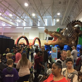 Discover the Dinosaurs - Performing Arts Near Me - Daly City, California