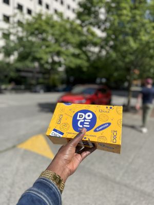 Doce Donut Co by null