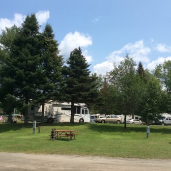 Limehurst Lake Campground - Beautifully Maintained - Campgrounds Near Me - Williamstown, Vermont