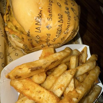 La Birra Bar - Wynwood - Burgers Near Me - Miami, Florida