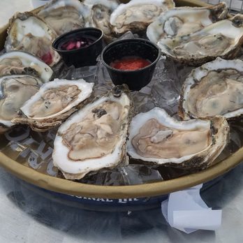 Skippers Pier - Seafood Near Me - Deale, Maryland
