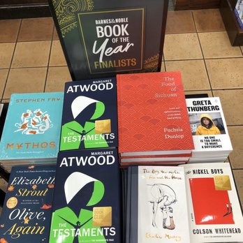 Barnes & Noble Booksellers - 2019 Book of the Year Finalists - (wondering why The Silent Patient is missing on this table display?) - Bookstores Near Me - Dallas, Texas Barnes & Noble Booksellers - 2019 Book of the Year Finalists - (wondering why The Silent Patient is missing on this table display?) - Bookstores Near Me - Dallas, Texas