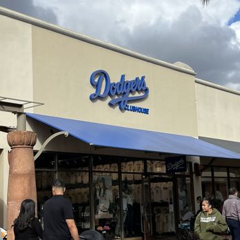 Citadel Outlets - 04/26/25 - Outlet Stores Near Me - Los Angeles, California
