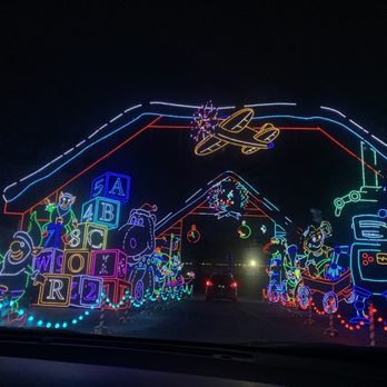 WORLD OF ILLUMINATION - Updated December 2025 - 110 Photos & 62 Reviews