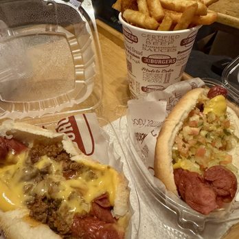 30 Burgers - Chicago dog and Chilli Cheese Dog - Burgers Near Me - Rutherford, New Jersey 30 Burgers - Chicago dog and Chilli Cheese Dog - Burgers Near Me - Rutherford, New Jersey
