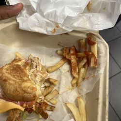 Tried to finish it but I could because of the taste Crispy Chicken Sandwich Combo