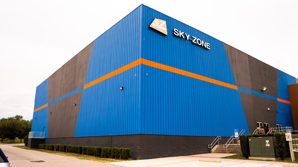 SKY ZONE TRAMPOLINE PARK - 30 Photos & 39 Reviews - 2510 S Highway 27