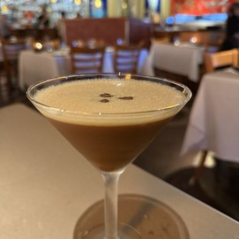 Max's Bistro & Bar - Expresó Martini. Needs help- sorry- - Seafood Near Me - Fresno, California