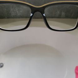 Pearle Vision - Photos in relation to Yelp Review.