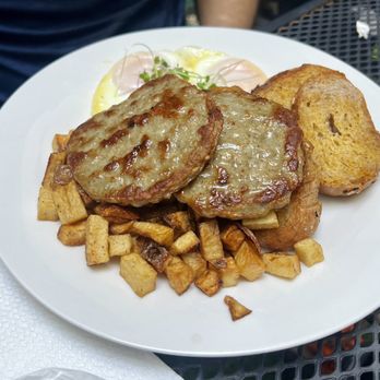 Dos Cafés - Breakfast & Brunch Near Me - San Juan, Puerto Rico