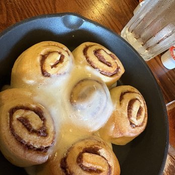 Cracker Barrel Old Country Store - Cinnamon rolls - American Near Me - Richmond, Virginia Cracker Barrel Old Country Store - Cinnamon rolls - American Near Me - Richmond, Virginia