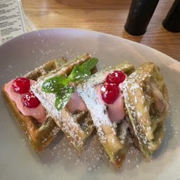 pistachio waffles pistachio waffles