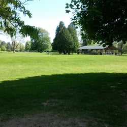 Bay Court Park - Bay Court Park - large pavilion near disc golf field.