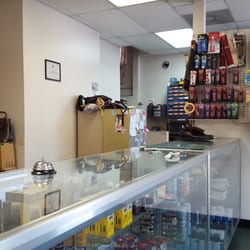 G & S Custom Molded Shoes & Repair - Neat clean