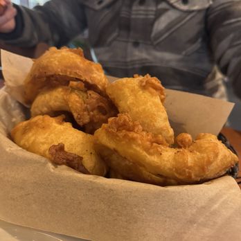 Lazlo's Brewery & Grill - Insane onion rings - American Near Me - Lincoln, Nebraska Lazlo's Brewery & Grill - Insane onion rings - American Near Me - Lincoln, Nebraska