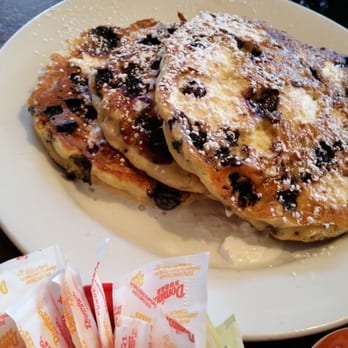 Blue Moon Grill - Breakfast & Brunch Near Me - Wakefield, Massachusetts