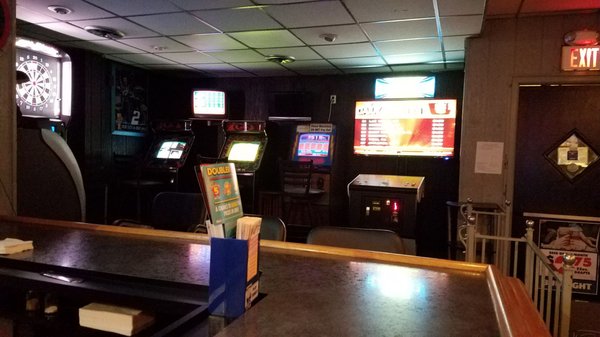 342 Bar & Grill by null