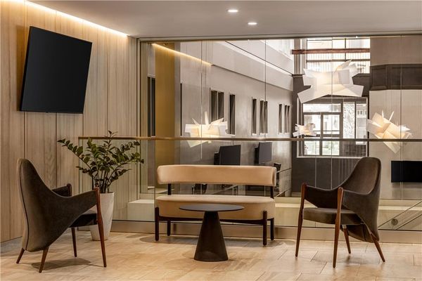 Best Western Plus City Centre/Centre-Ville by null