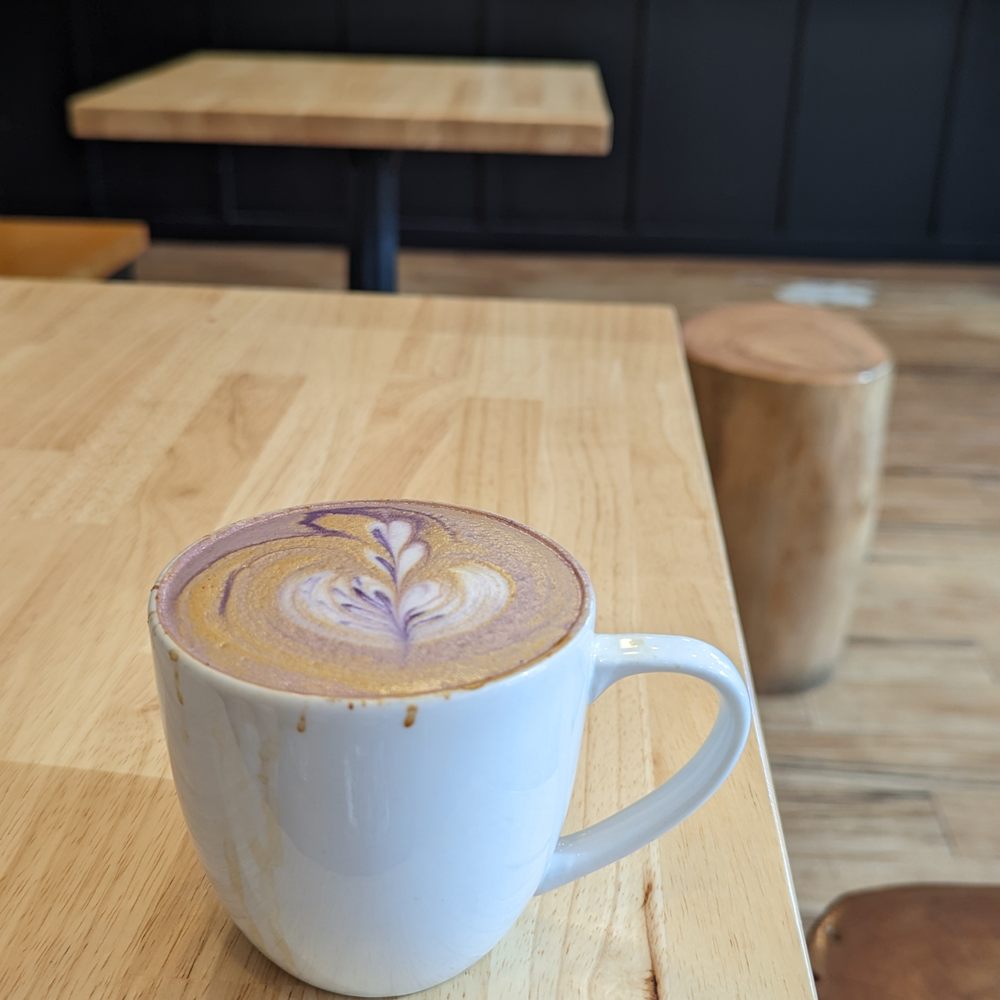 Ali’i Coffee - Ube Taro Latte - Coffee & Tea Near Me - Honolulu, Hawaii