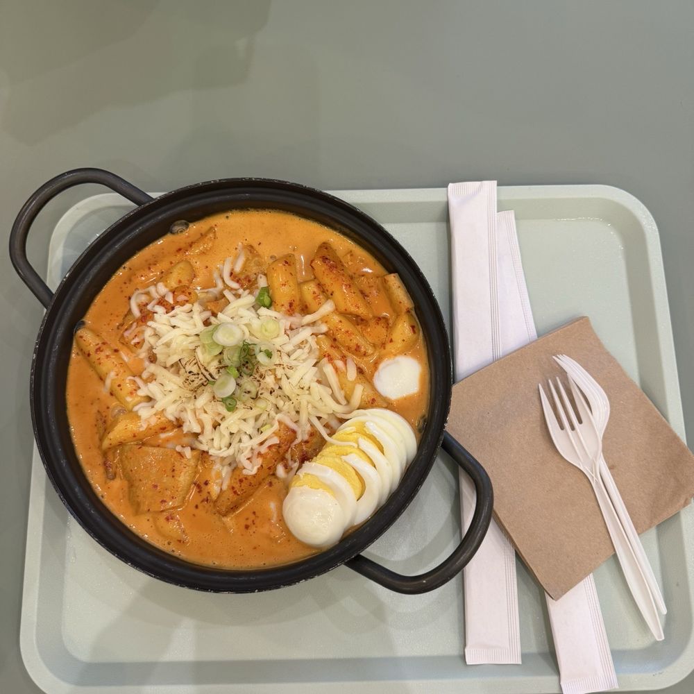 Yellow House Cafe - Rose Tteokppokki - Cafes Near Me - Northridge, California Yellow House Cafe - Rose Tteokppokki - Cafes Near Me - Northridge, California