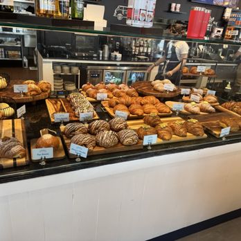 La Boulangerie - Croissant - Bakeries Near Me - Miami, Florida La Boulangerie - Croissant - Bakeries Near Me - Miami, Florida