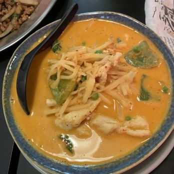 Chopp Chop - Red curry - Thai Near Me - Ottawa, Ontario