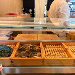 Sushi Iwashi - Sushi bar. Airport location.