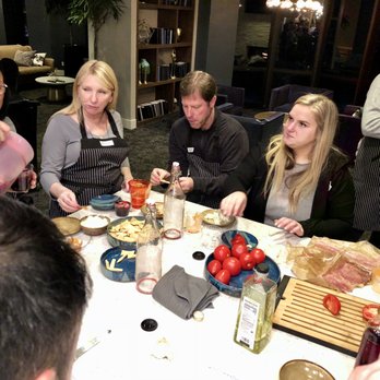 Leo's Spanish Kitchen - Cooking Classes Near Me - Chicago, Illinois Leo's Spanish Kitchen - Cooking Classes Near Me - Chicago, Illinois